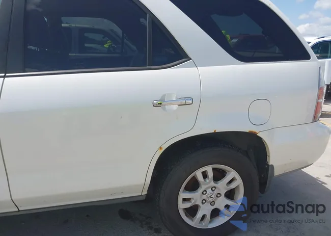 2HNYD18876H511792: 42689507