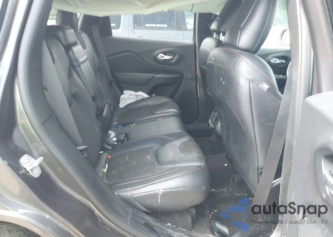 1C4PJMBS2GW235511: 42689583