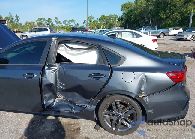 3KPF34AD3ME311154: 42689644