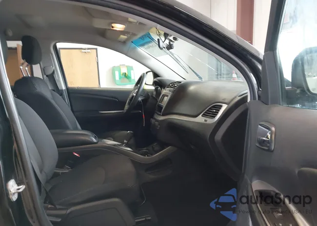 3C4PDCAB5FT700466: 42689668