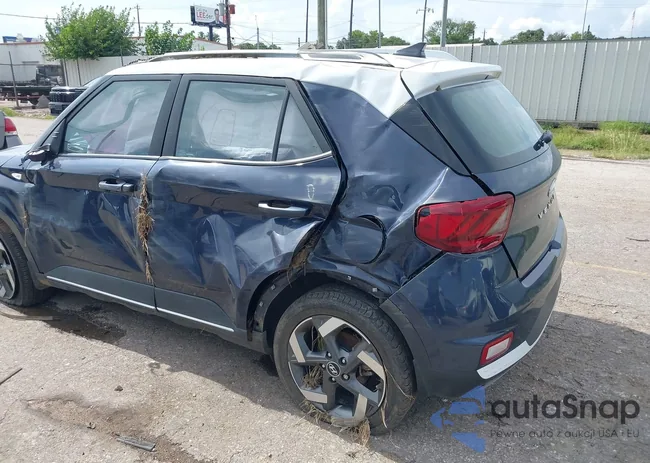 KMHRC8A37MU089033: 42689797