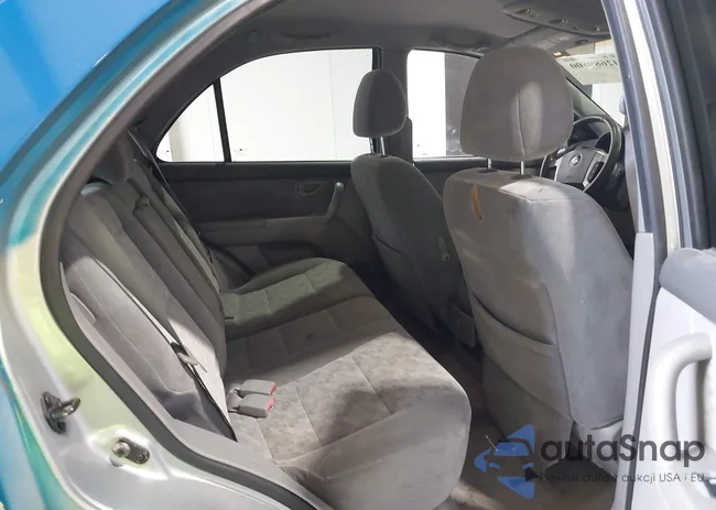 KNDJD733X45233853: 42689800