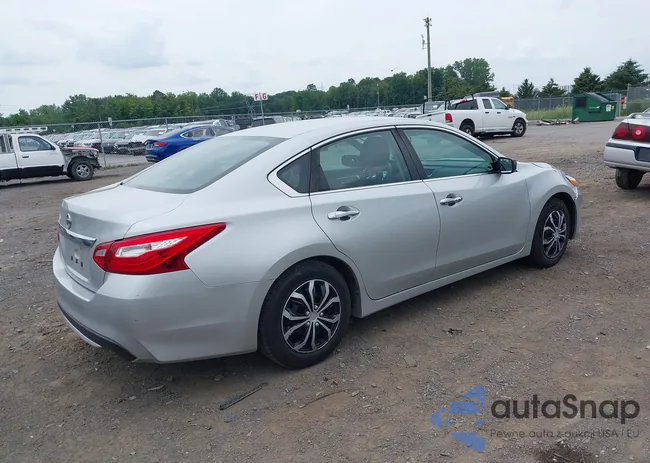 1N4AL3APXGC261871: 42689846