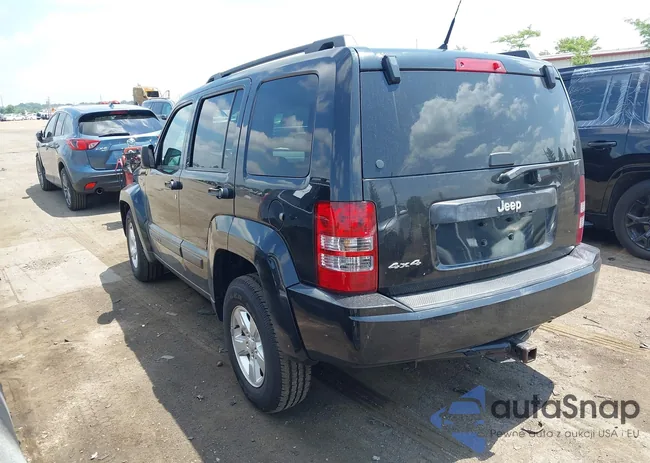 1C4PJMAK0CW147021: 42688978