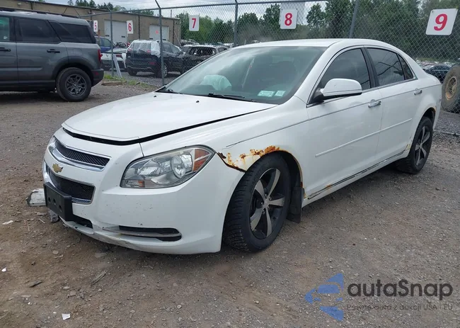 1G1ZD5E02CF380762: 42689041