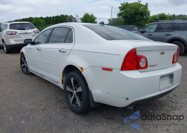 1G1ZD5E02CF380762: 42689041