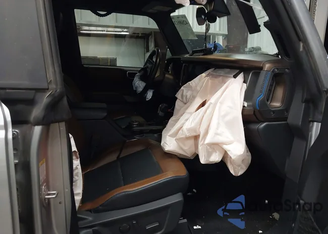 1FMEE5BP6NLB61467: 42689114