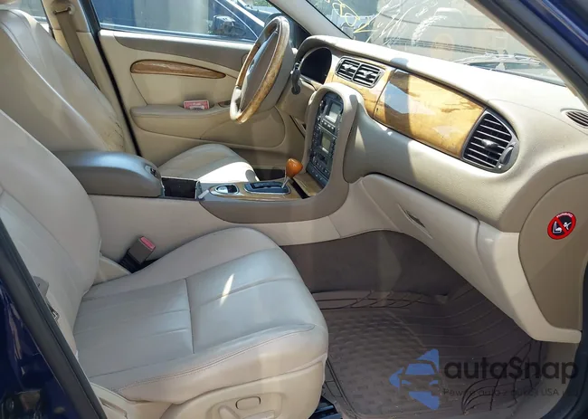 SAJEA01T74FN00012: 42689168