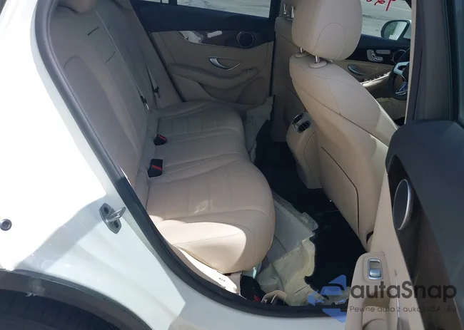 W1N0G8DB8MV322747: 42690323