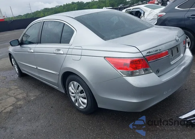 1HGCP2F31CA184869: 42690338