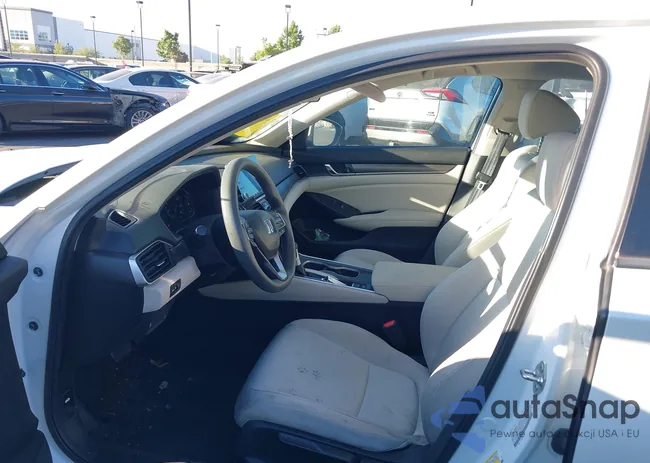 1HGCV1F15KA125157: 42690346