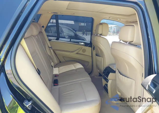 5UXZW0C57BL656905: 42690393