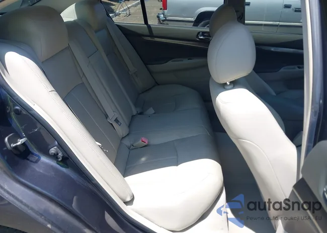 JN1CV6AP1AM202811: 42690425