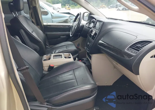 2C4RC1BG3FR618412: 42690531