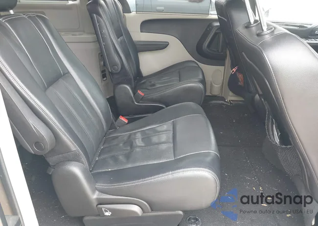 2C4RC1BG3FR618412: 42690531