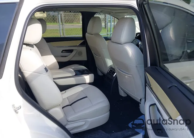 JM3KKEHC1R1106633: 42690559