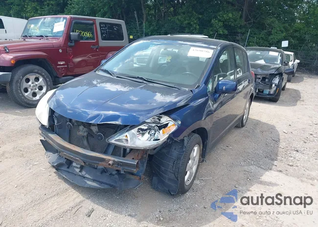 3N1BC13E38L358935: 42690786