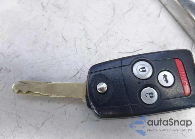 1HGCP26459A120867: 42690801