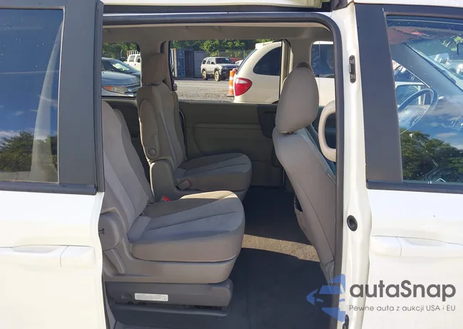 KNDMG4C78C6477516: 42689901