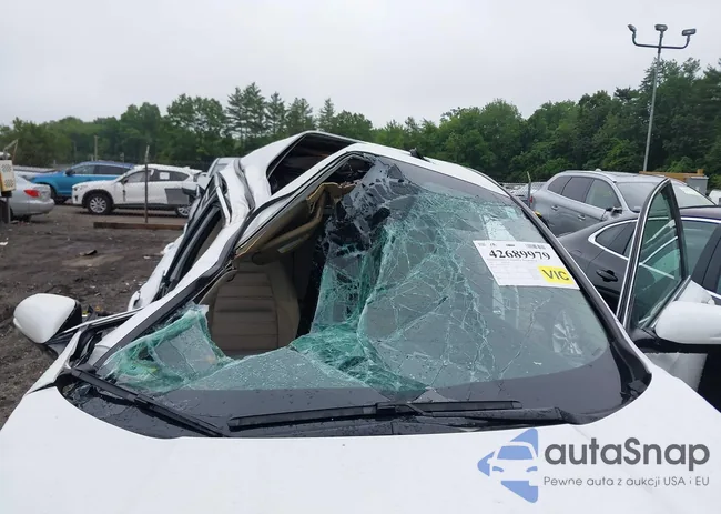 5J6RW2H5XNA015389: 42689979