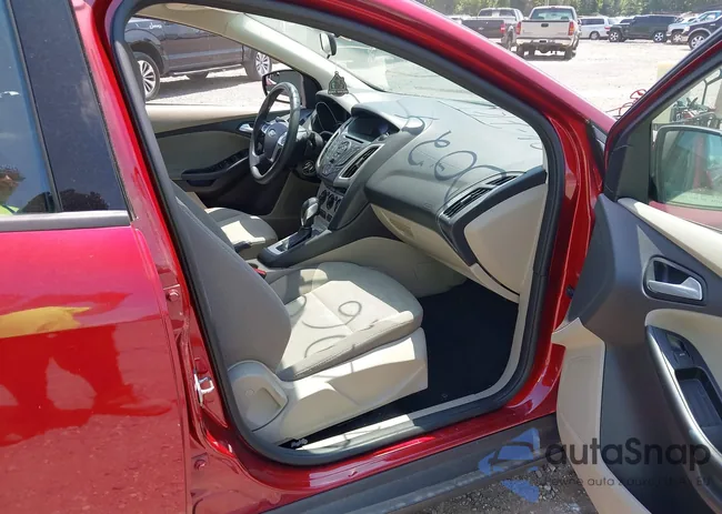 1FADP3F2XEL316136: 42690024