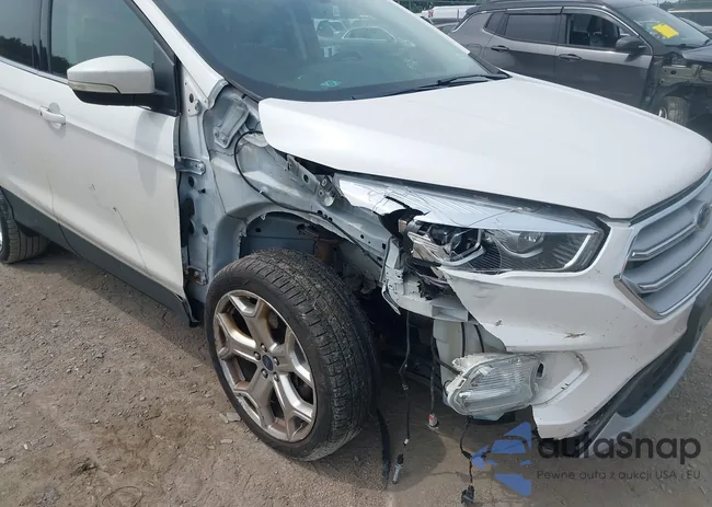 1FMCU9J90KUA86338: 42690159