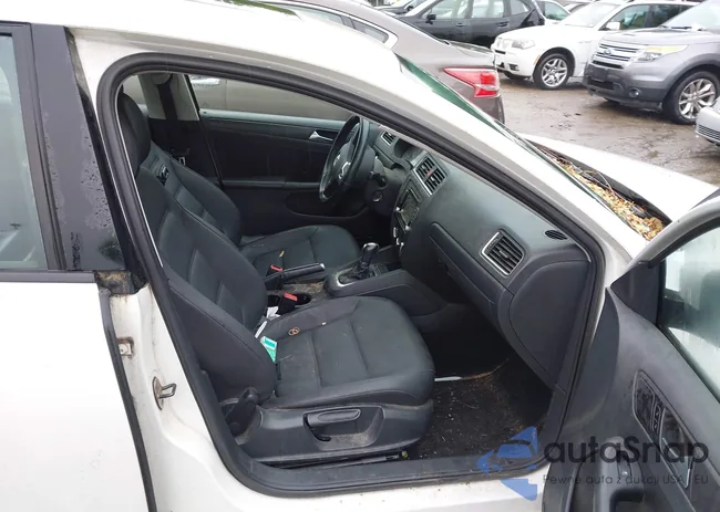 3VWDP7AJ9CM393198: 42690239