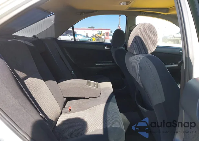 4T1BA32KX4U504815: 42691346