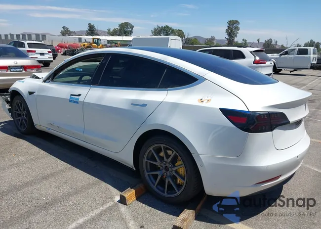 5YJ3E1EA8KF309791: 42691487