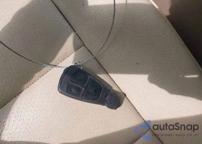 WDBHA23G1WA627408: 42691561