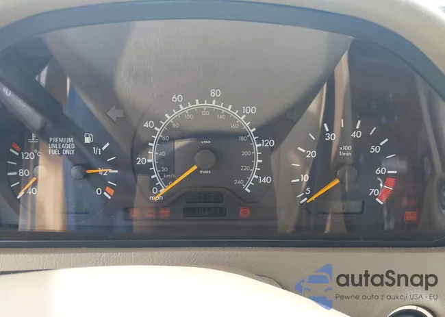 WDBHA23G1WA627408: 42691561