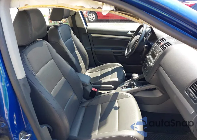 3VWTZ71K99M304477: 42691682