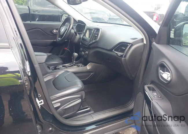 1C4PJLLB1LD657137: 42691818