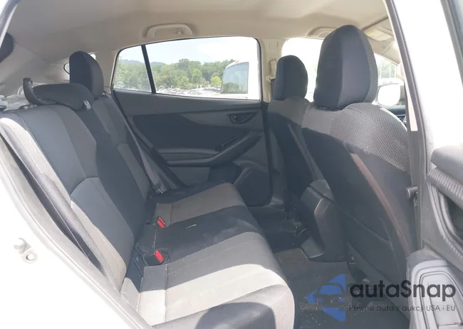 JF2GTAAC9J9350875: 42691857