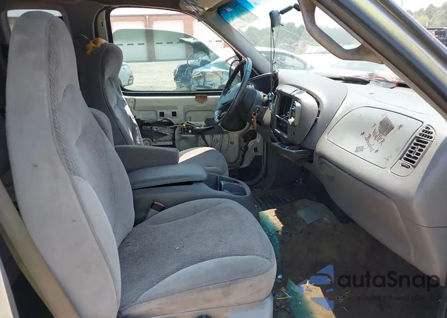 2FTRX08L8WCA27885: 42691071