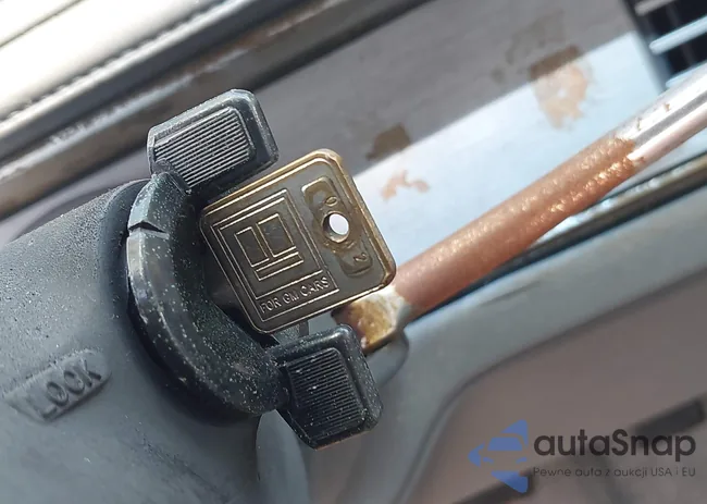 1G3HN14C7JW410839: 42691147