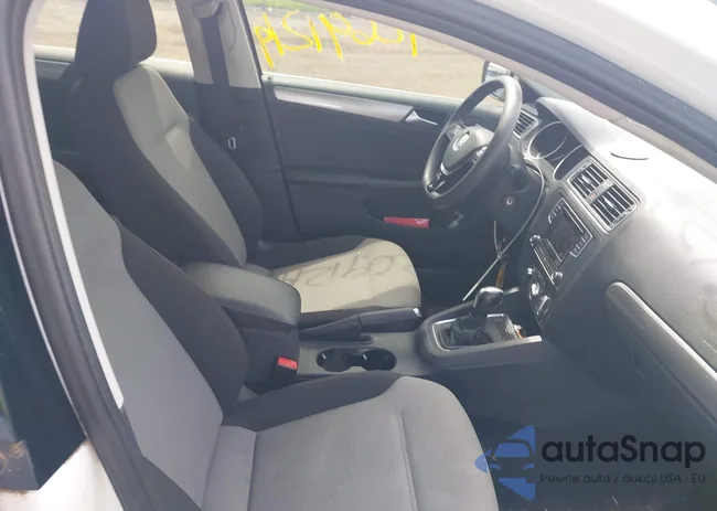 3VW2B7AJ0HM235698: 42691219