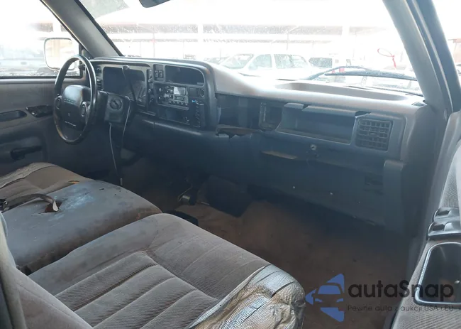 1B7HC16Y9SS351106: 42692277