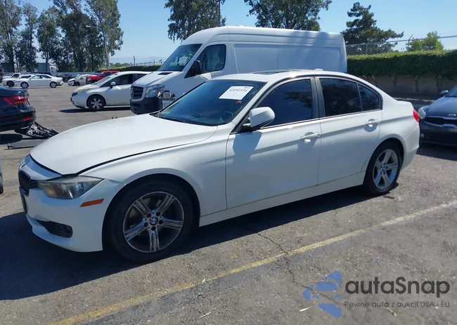 WBA3C1C54DF440644: 42692334