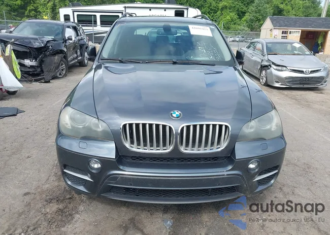 5UXZW0C51BL371858: 42692423