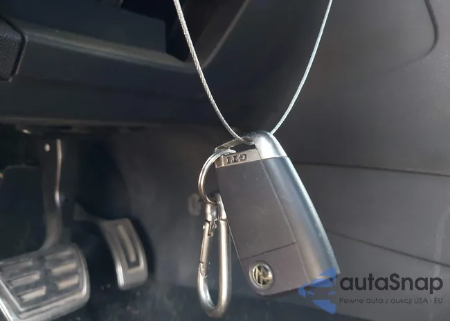 3VW4T7AU6FM031419: 42692447