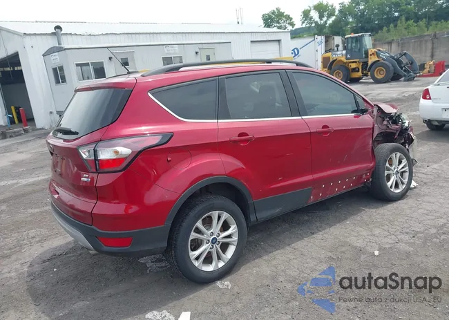 1FMCU9GD1JUD48670: 42692473