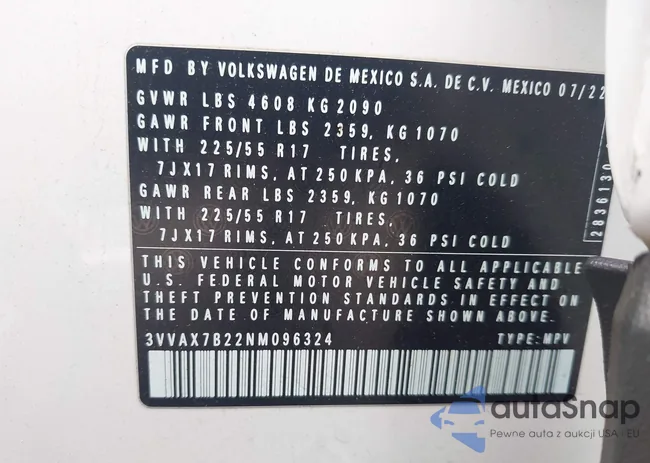 3VVAX7B22NM096324: 42692501