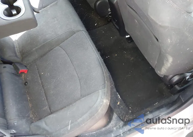 3G1BE6SM4HS561277: 42692594