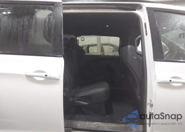 2C4RC3BG3LR267802: 42691920