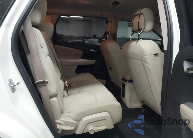 3C4PDCAB0DT530143: 42692015