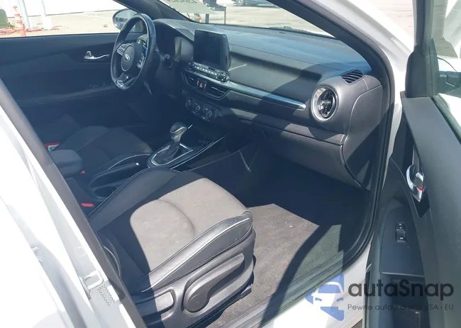 3KPF34AD6ME403391: 42692029