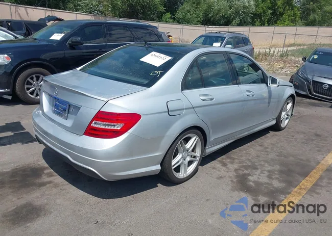 WDDGF4HB3DR272334: 42692122