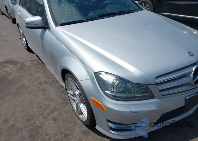 WDDGF4HB3DR272334: 42692122