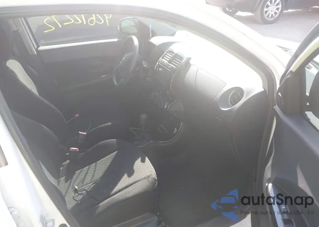 JTKKU10488J021716: 42692272